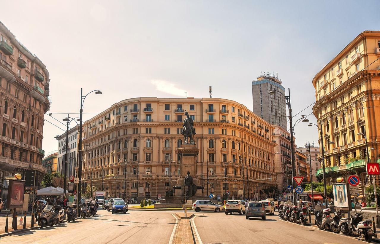 Be Italian Flat Piazza Bovio 22 Hotel Naples Luaran gambar