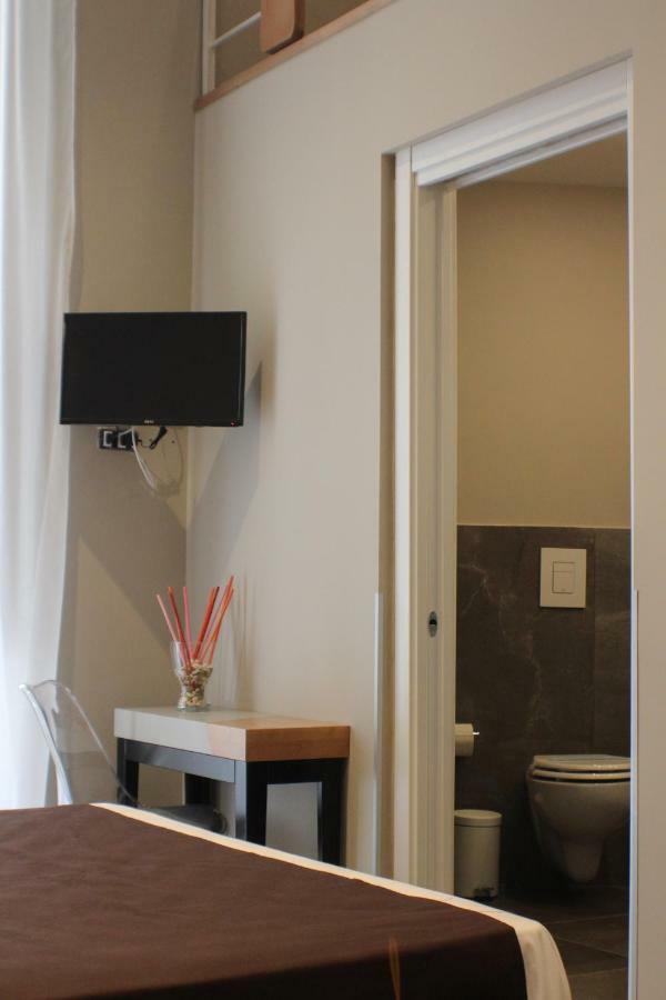 Be Italian Flat Piazza Bovio 22 Hotel Naples Luaran gambar