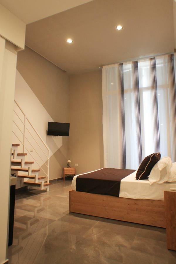 Be Italian Flat Piazza Bovio 22 Hotel Naples Luaran gambar